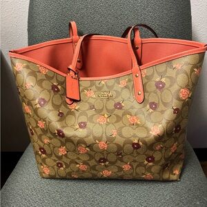 Reversible Coach Floral Monogram Tote Bag in Coral/Gold